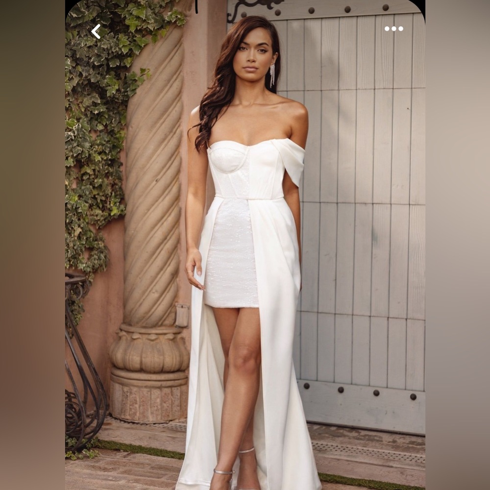 Club London white dress